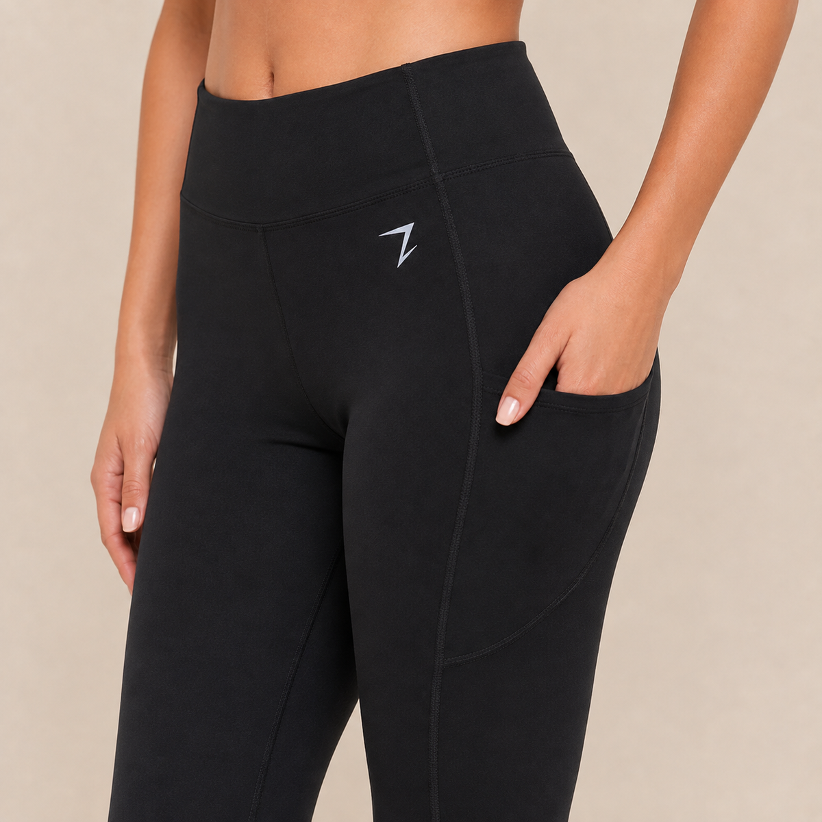 PERFORMANCE LEGGINGS - BLACK